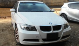 甲斐市のお客様から廃車買取したBMW3シリーズ