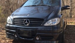 山中湖村のお客様から廃車買取したメルセデスベンツ Vクラス