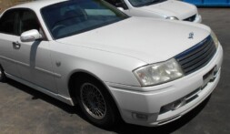 身延町のお客様から廃車買取した日産 グロリア