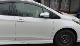 笛吹市のお客様から廃車買取したトヨタ ヴィッツ