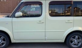 甲斐市のお客様から廃車買取した日産キューブ