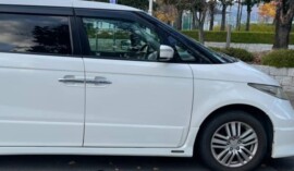 甲府市のお客様から廃車買取したホンダエリシオン