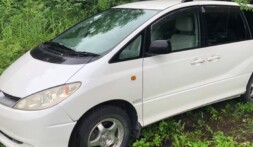 北杜市のお客様から廃車買取したトヨタエスティマハイブリッド