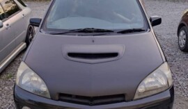 笛吹市のお客様から廃車買取したダイハツYRV