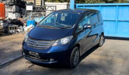 大月市のお客様から廃車買取したホンダフリード