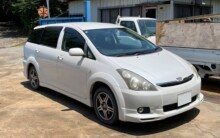昭和町のお客様から廃車買取したトヨタウィッシュ